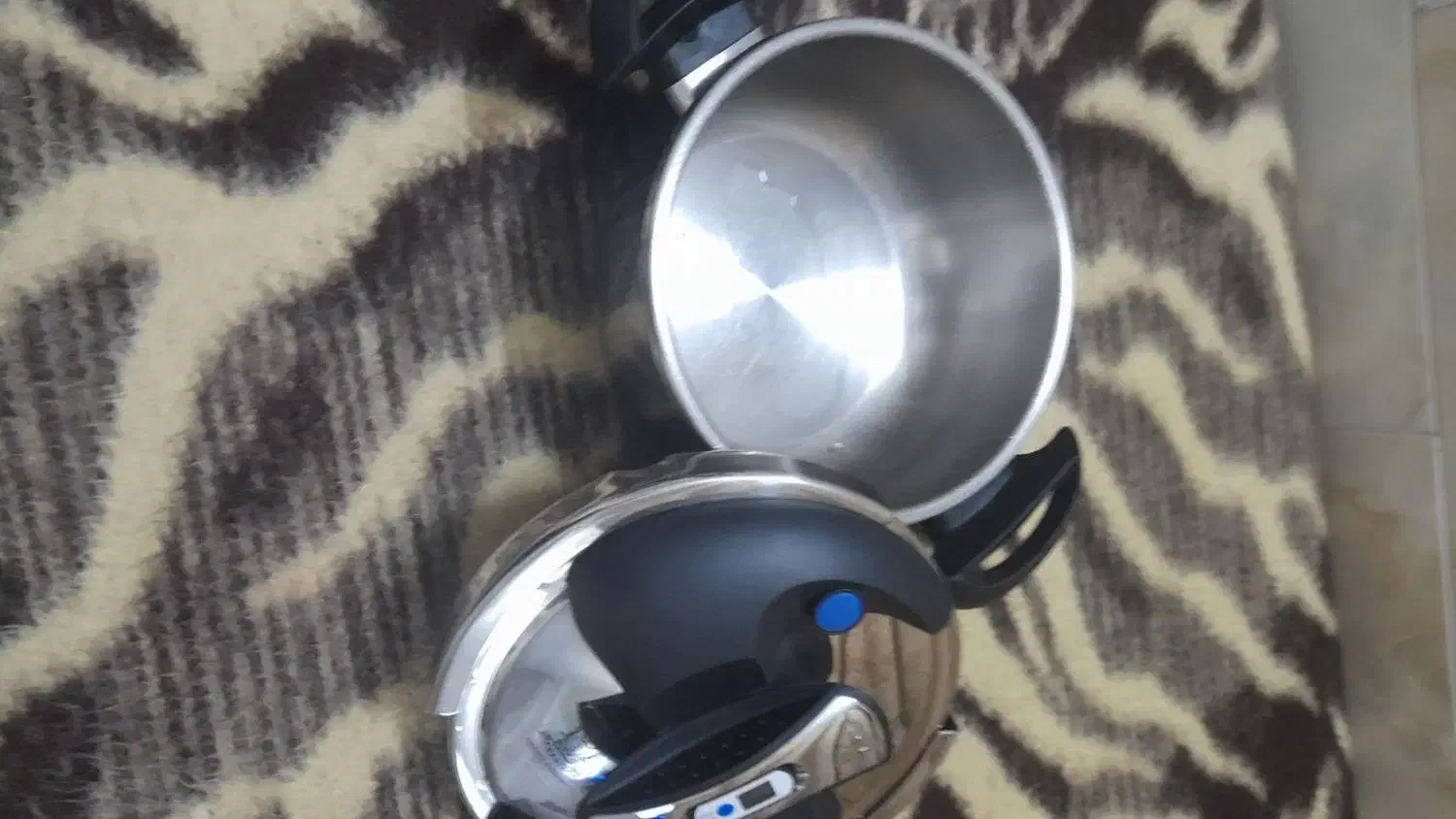 یک عدد زود پز دو قلو آرام پز|ظروف پختوپز|اصفهان, ارداجی|دیوار