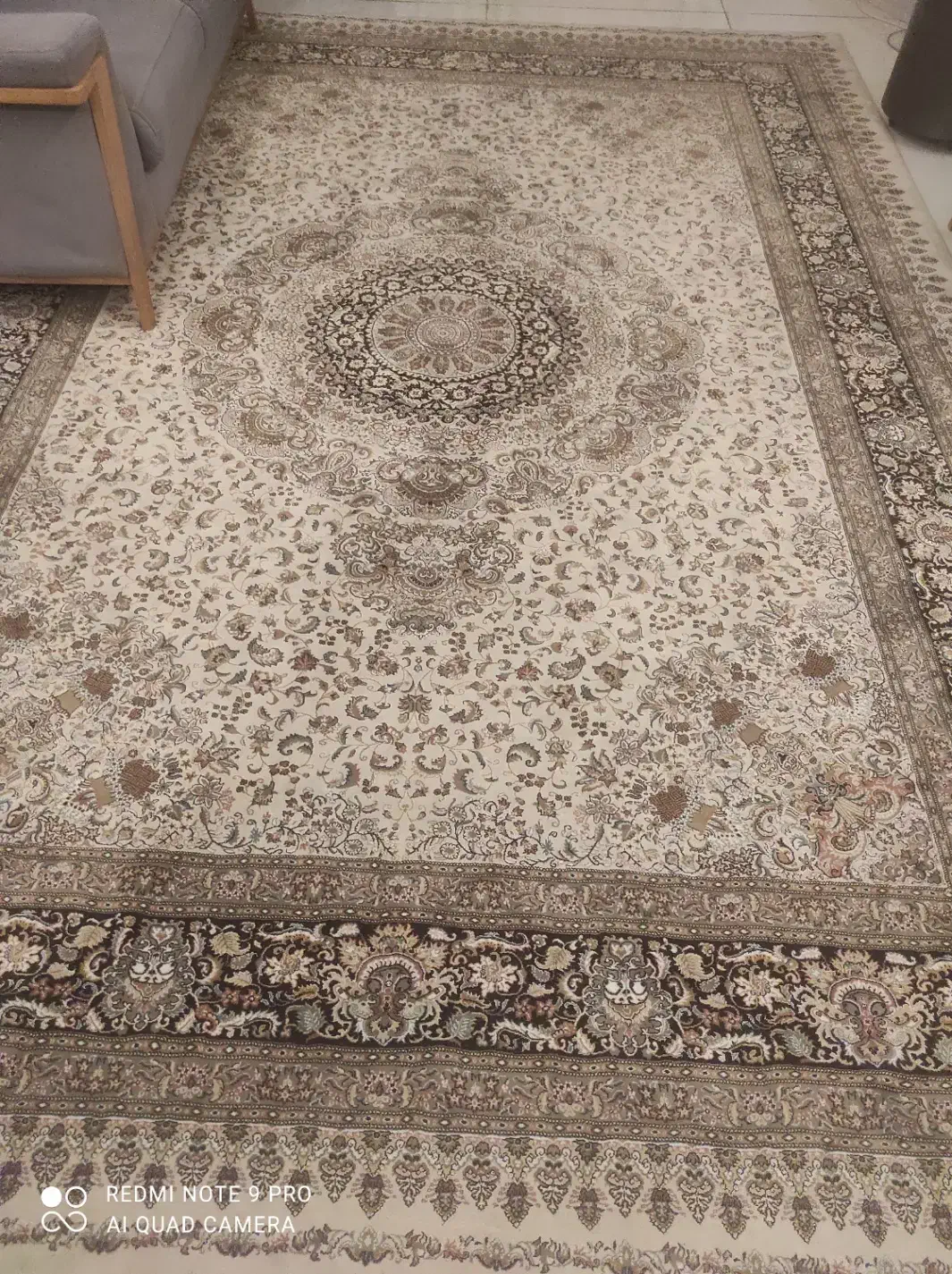 فرش ۹ متری در حد نو|فرش|شیراز, درکی|دیوار