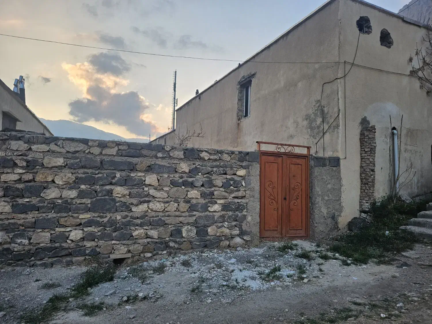 فروش خانه کلنگی|فروش زمین و ملک کلنگی|ماکو, |دیوار