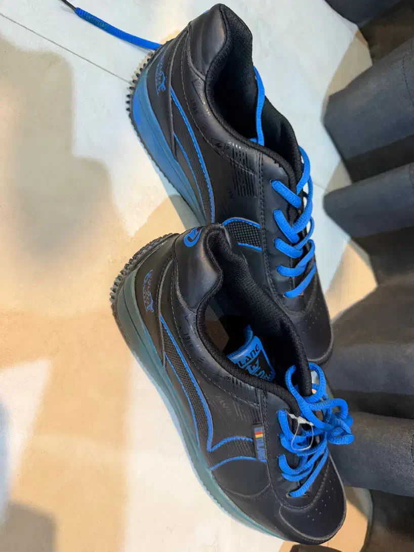 کتانی اسپرت اورجینال|کیف، کفش، کمربند|ساوه, |دیوار