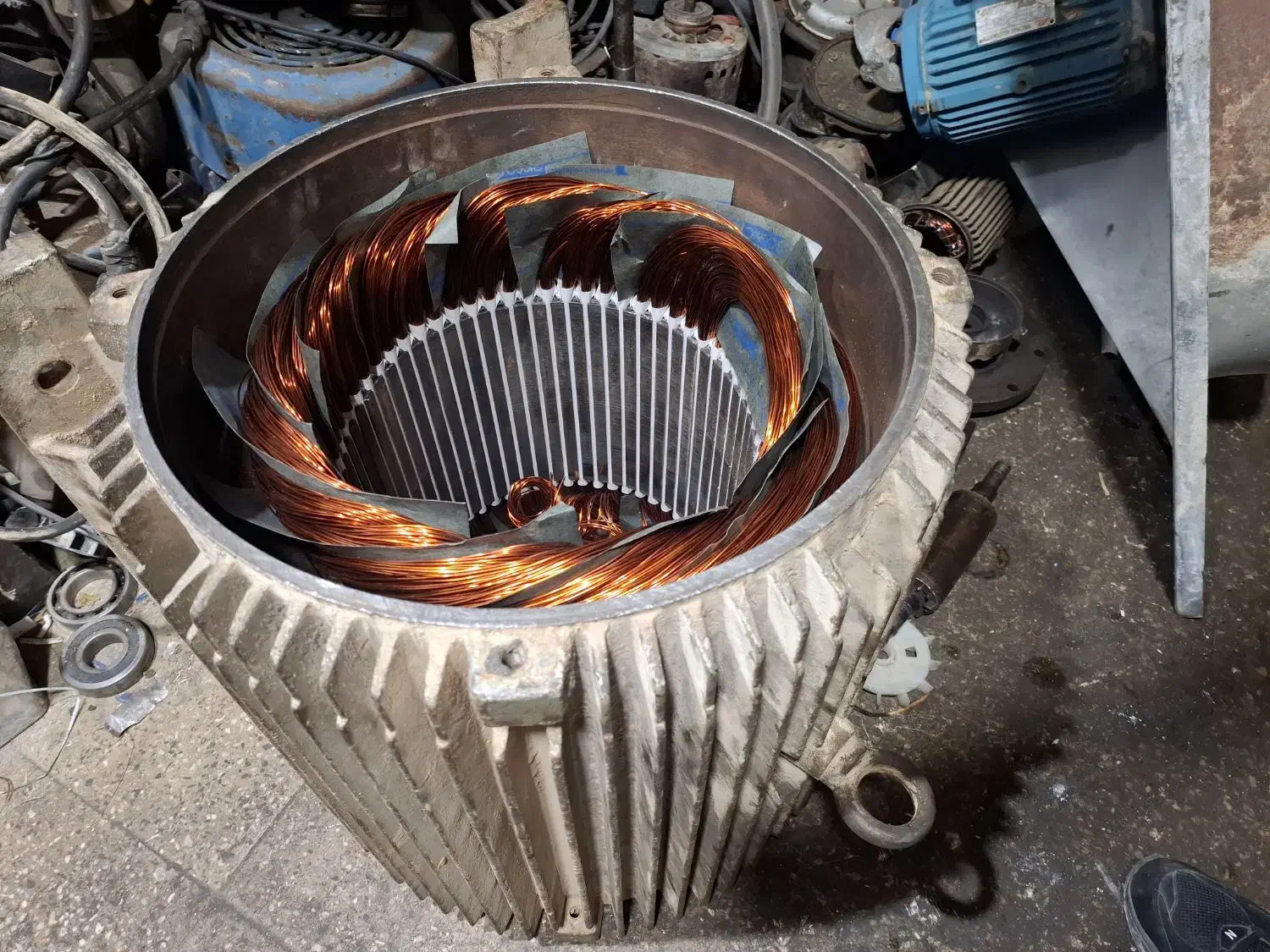 سیم پیچی انواع الکتروموتور تک فاز و سه فاز|خدمات پیشه و مهارت|اراک, |دیوار