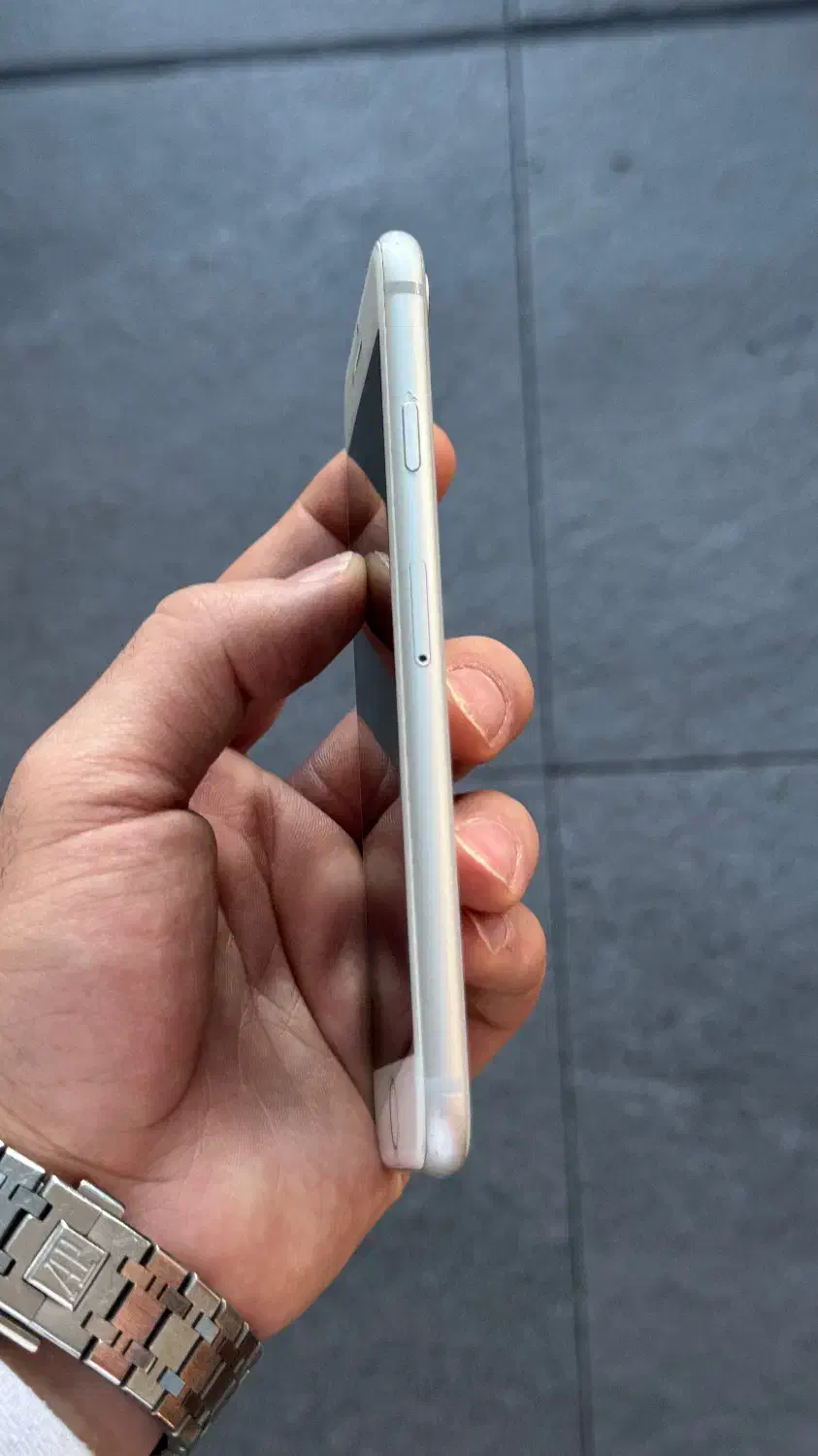 آیفون 8|موبایل|تهران, سنائی|دیوار