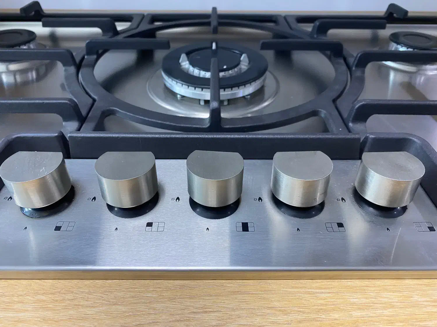 گاز پنج شعله صفحه ای|اجاق گاز و لوازم برقی پخت‌وپز|بندر انزلی, سپه|دیوار