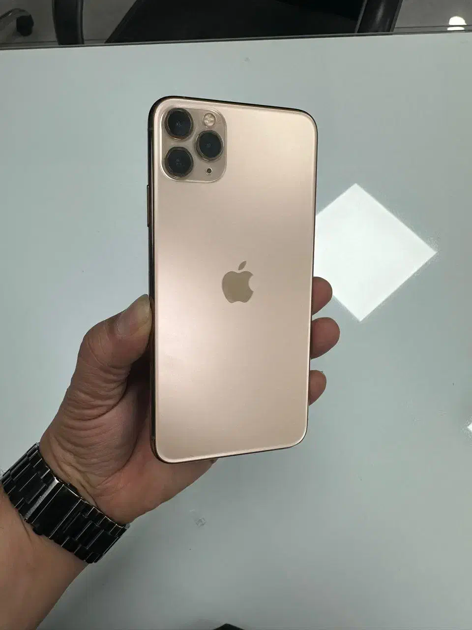 آیفون ۱۱ پرومکس گلد|موبایل|نیشابور, شهرک قدس|دیوار