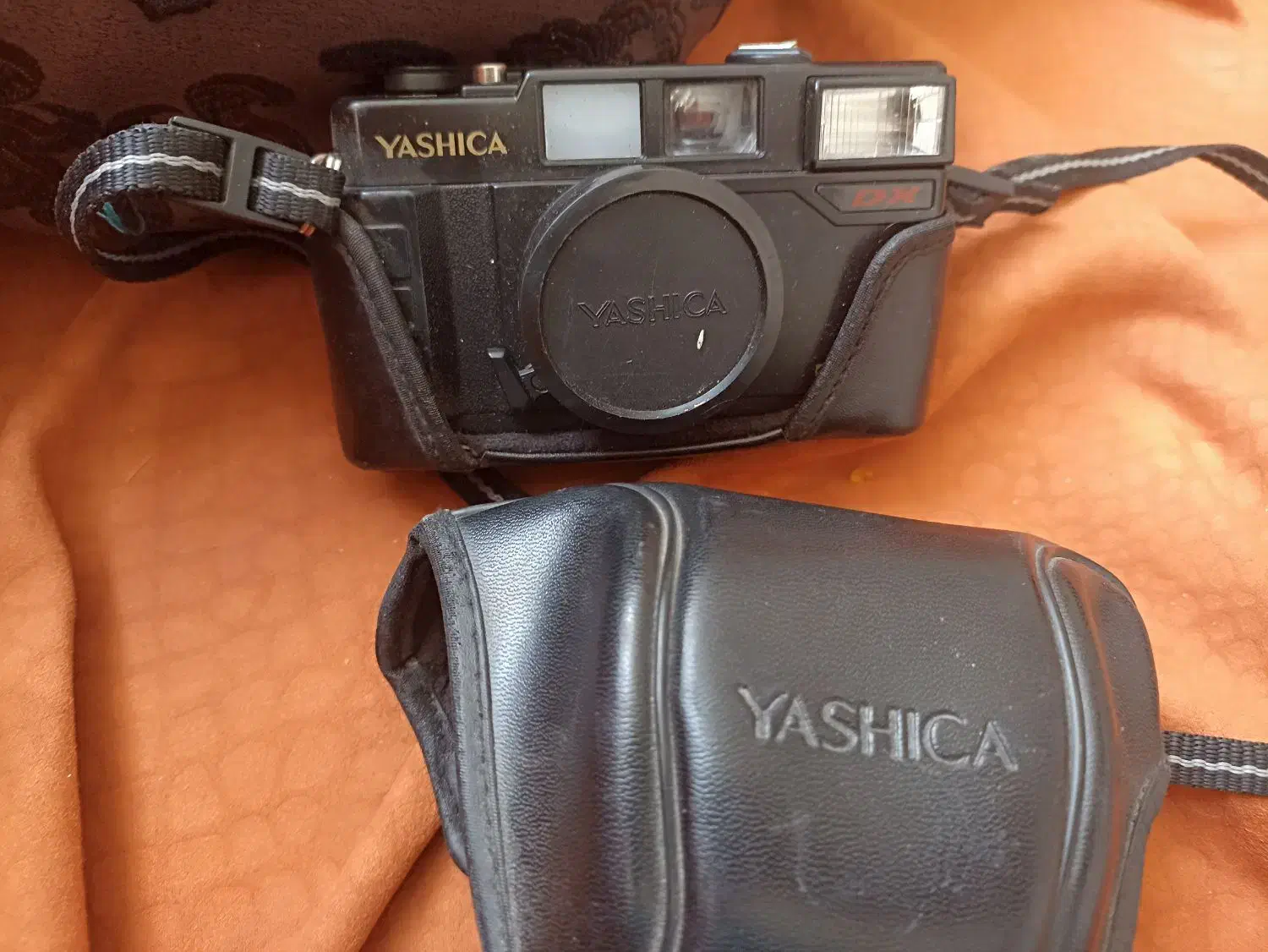 دوربین یاشیکا قدیمی|دوربین عکاسی و فیلم‌برداری|شیراز, رکن‌آباد|دیوار