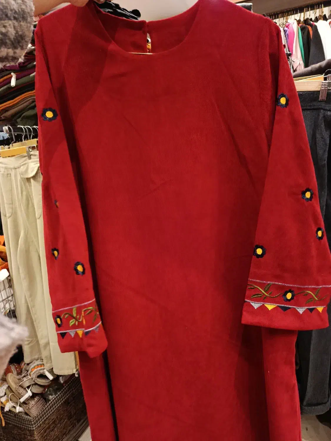 لباسهای یلدایی|لباس|شیراز, زند|دیوار