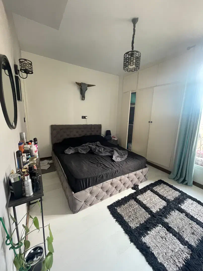 اپارتمان۱۰۰ متری (پونک)