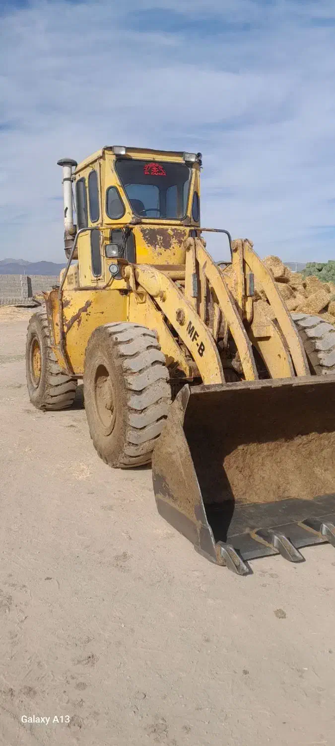 لودر فرگوسن|خودرو سنگین|سبزوار, رباط|دیوار