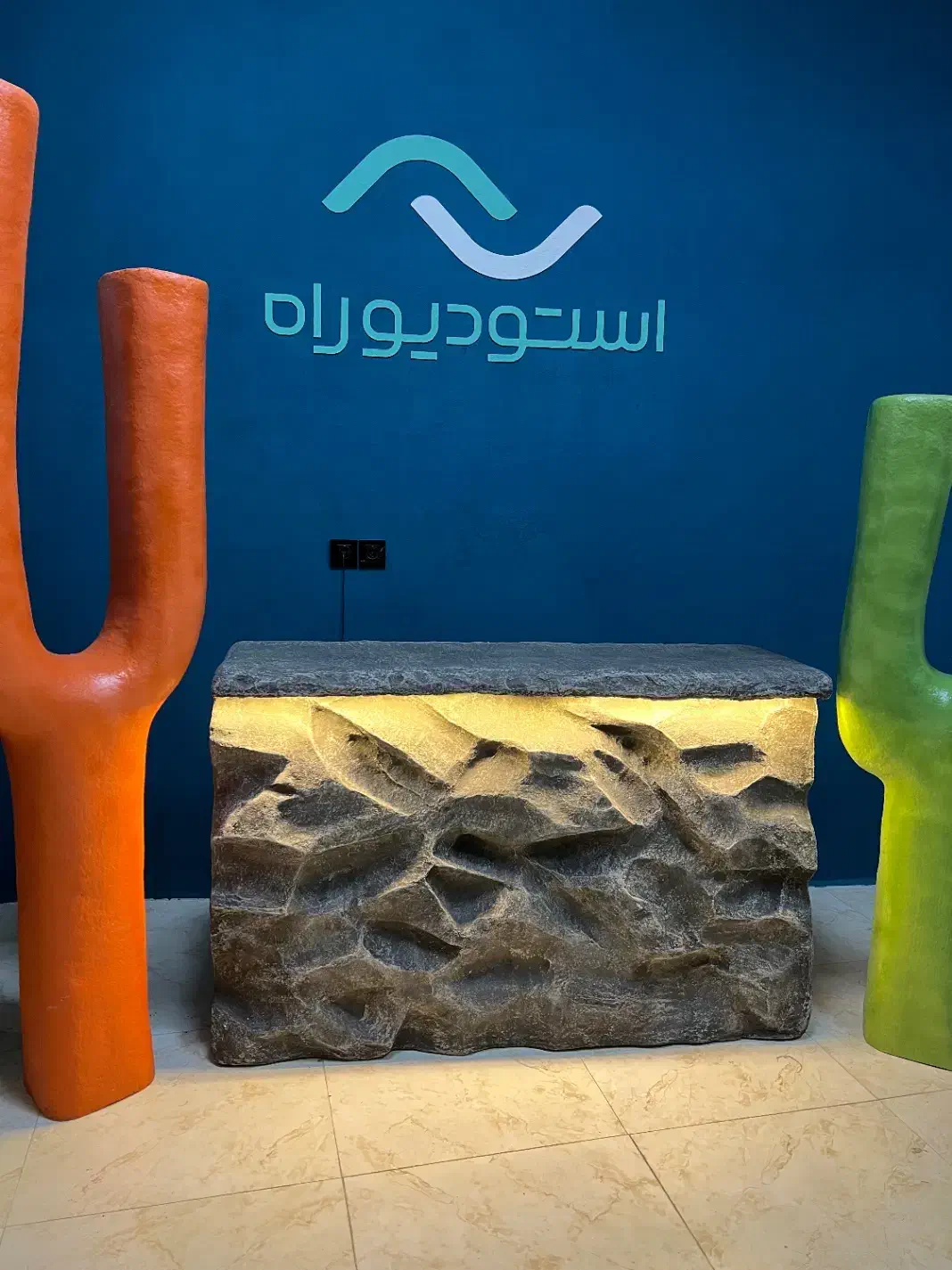 کانتر و پیشخوان|فروشگاه و مغازه|تهران, فلسطین (میدان انقلاب)|دیوار