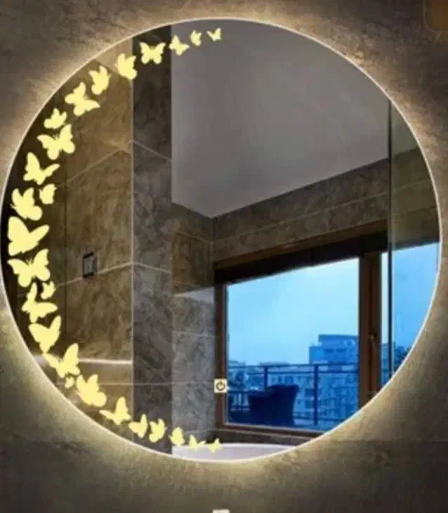 آینه قد|آینه|تربت‌حیدریه, آبشار|دیوار