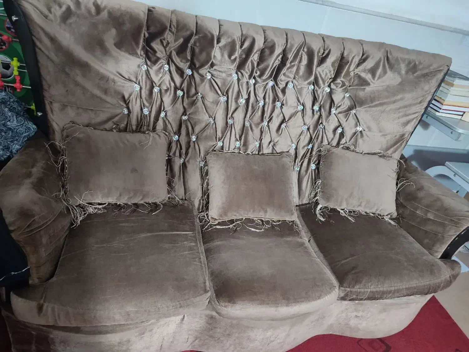 مبل ۷ نفره|مبلمان خانگی و میز عسلی|قم, شهرک امام حسن|دیوار