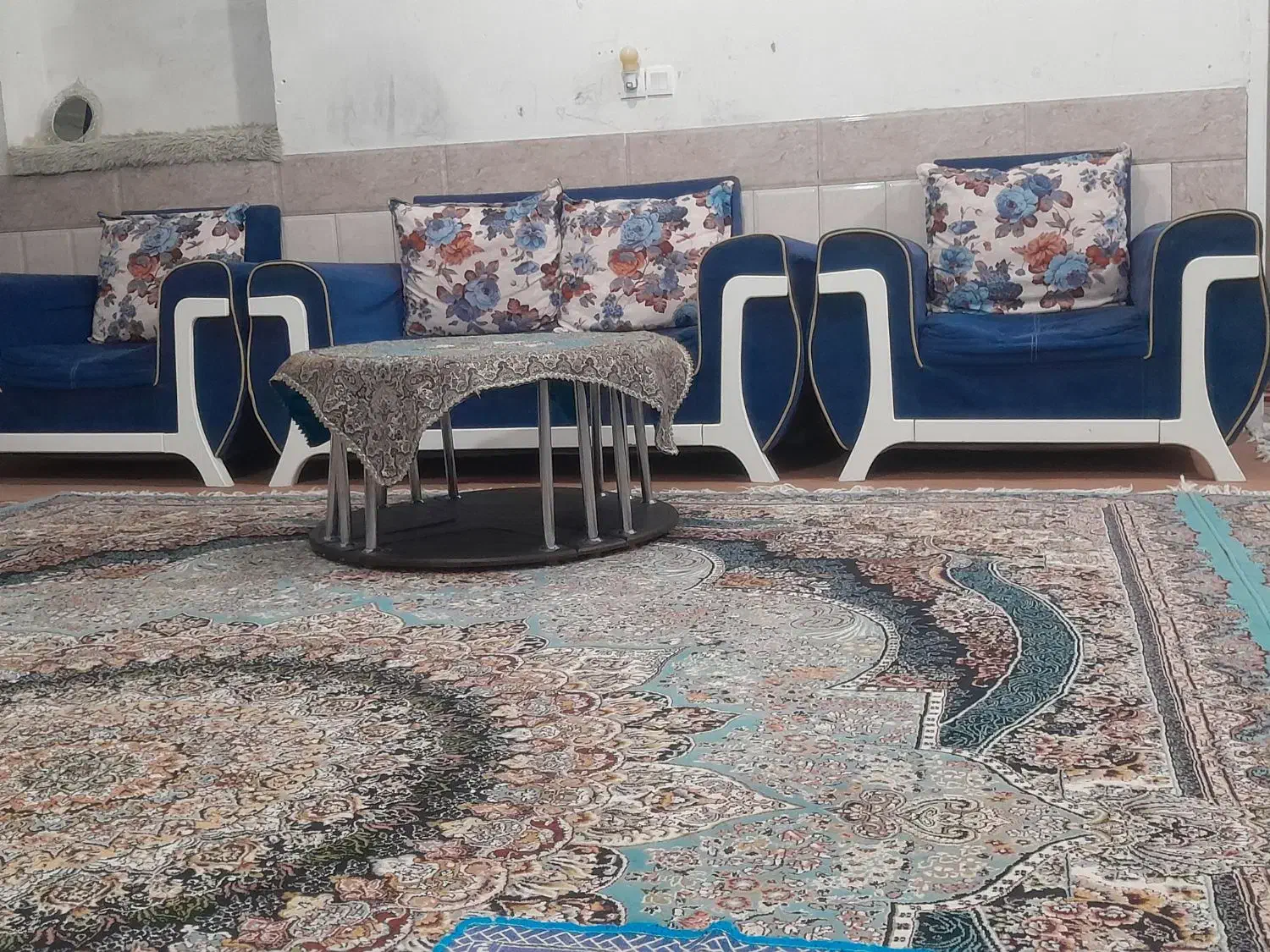 مبل|مبلمان خانگی و میز عسلی|فردوس (کرمان), |دیوار