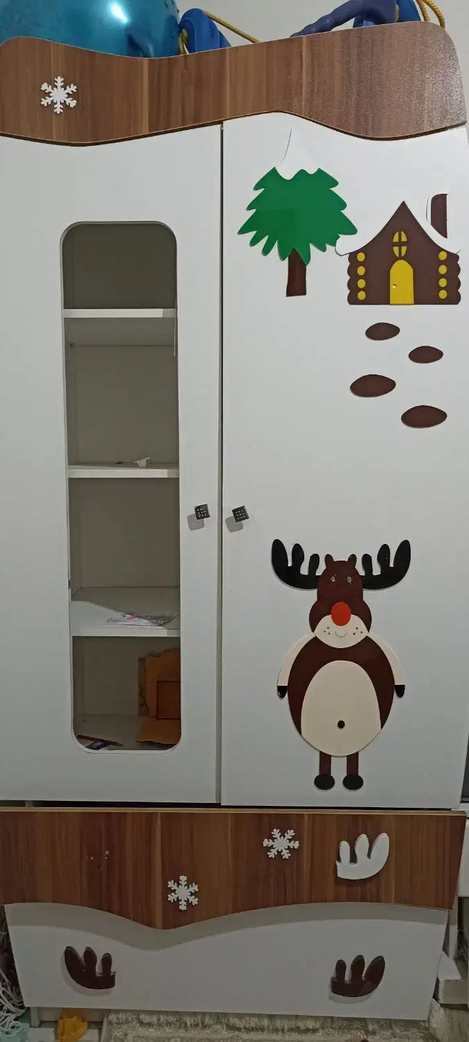 کمد|اسباب و اثاث بچه|اندیشه, اندیشه فاز ۱|دیوار