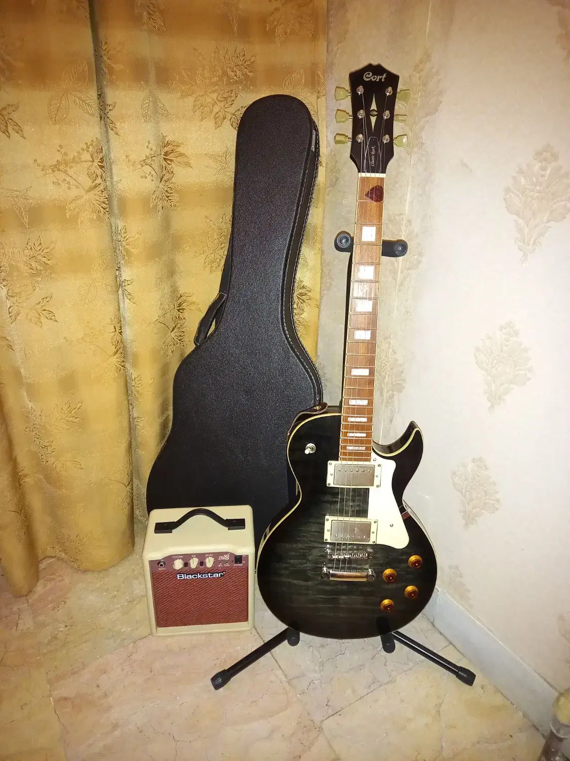 گیتارالکتریک Cort Cr250 TBK با لوازم|گیتار، بیس، امپلیفایر|کرج, شهرک بنفشه|دیوار