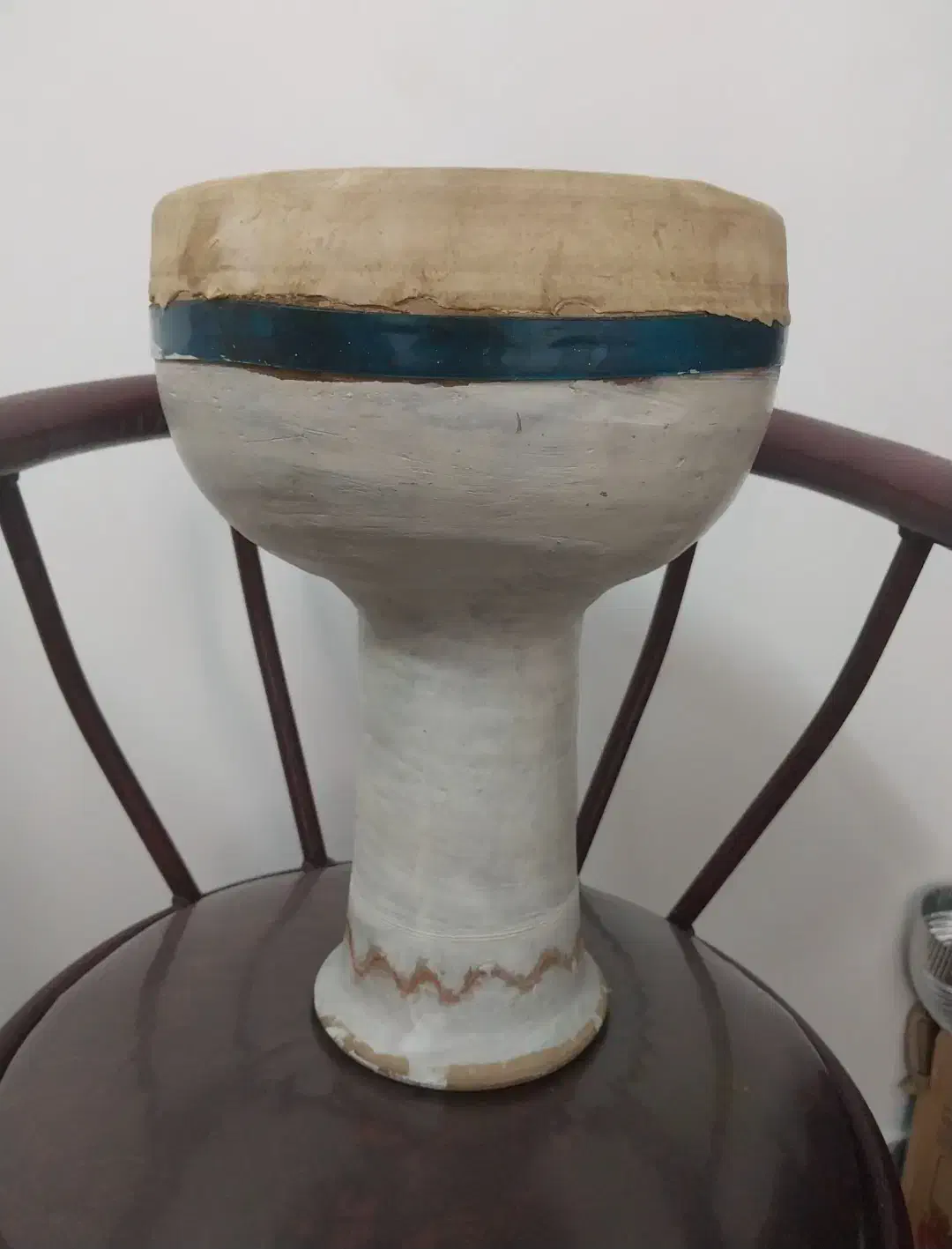 تنبک سفالی|سازهای سنتی|سبزوار, قصبه شرقی|دیوار