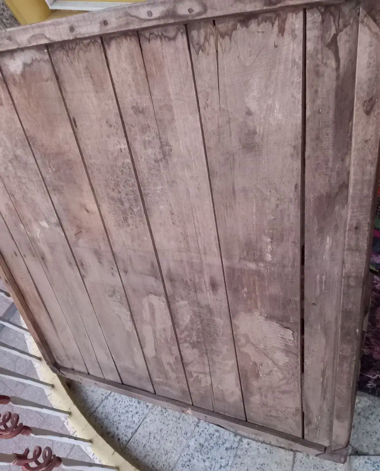 کرسی سالم ومحکم|مبلمان خانگی و میز عسلی|همدان, |دیوار