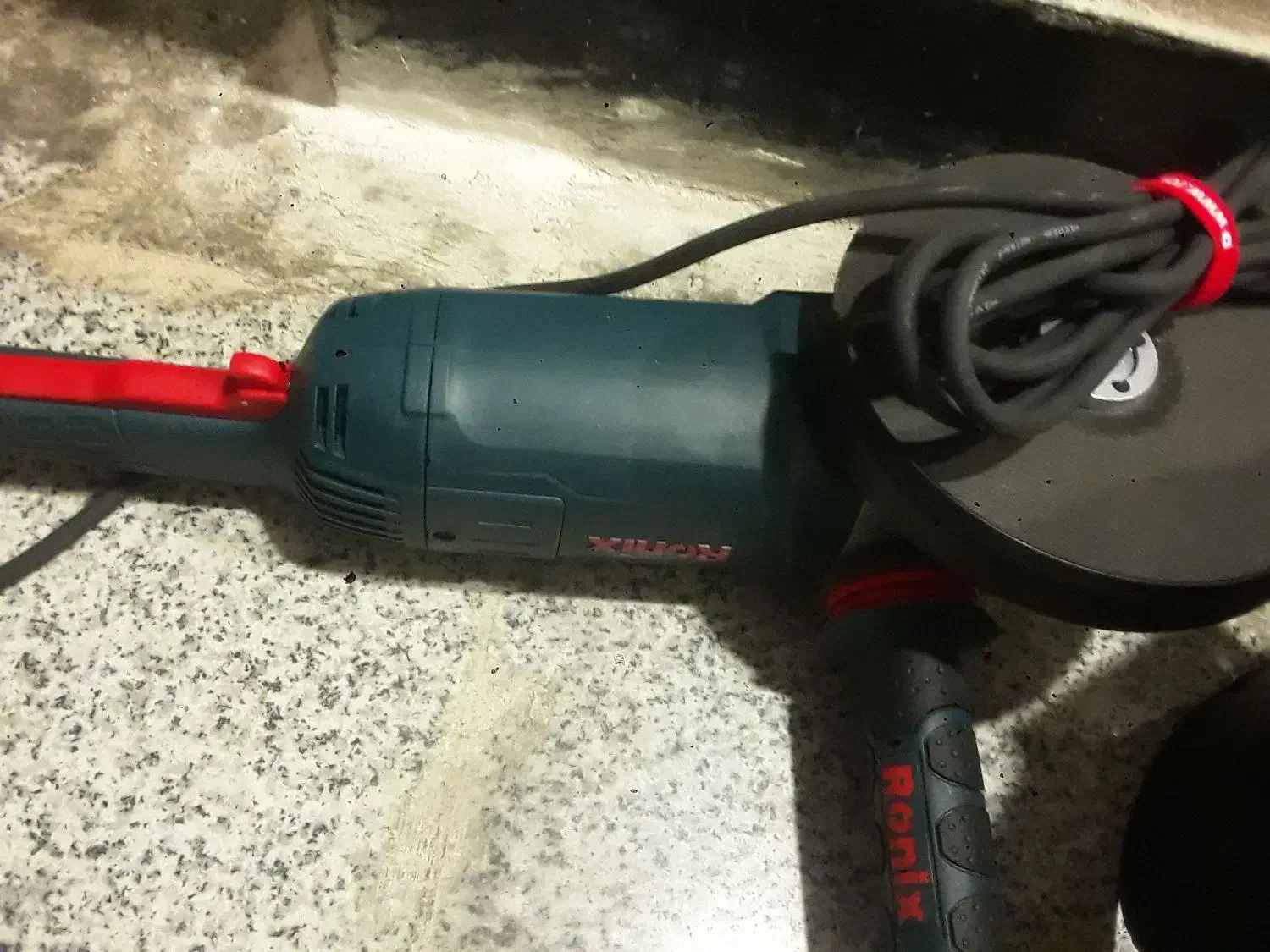 جوشکاری سیار فنس کشی، سیم خاردار|خدمات پیشه و مهارت|کرمانشاه, |دیوار