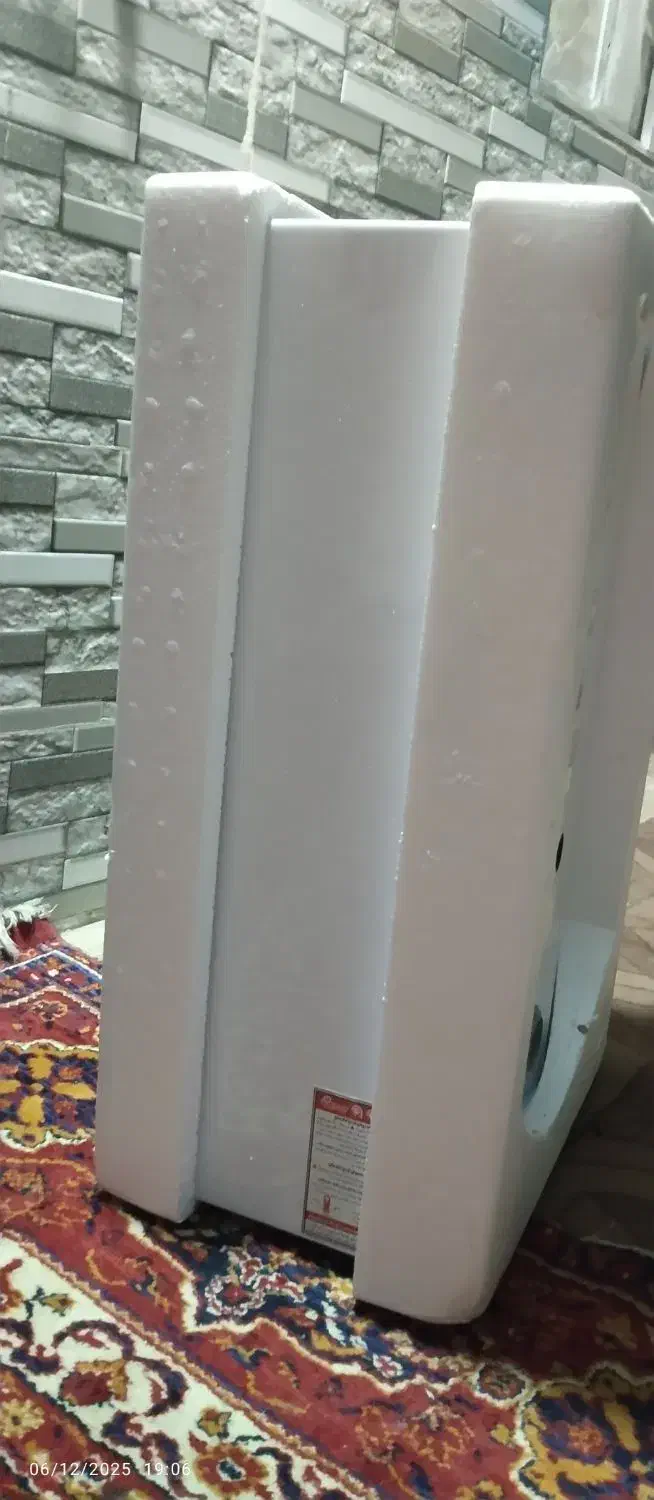 اب گرمکن دیواری تمیز و صفر|آبگرمکن، پکیج، شوفاژ|فاضل آباد, |دیوار