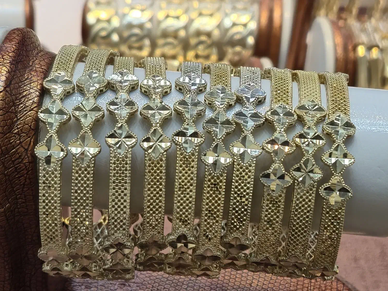 النگو ونکلیف نقره|جواهرات|فارسان, |دیوار