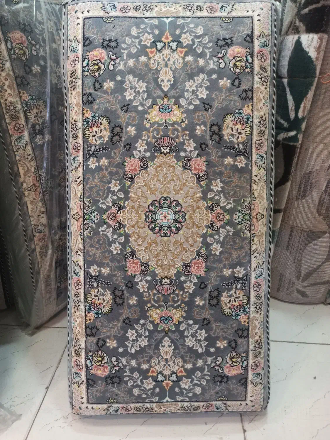 قالی پشتی|پشتی|آمل, |دیوار