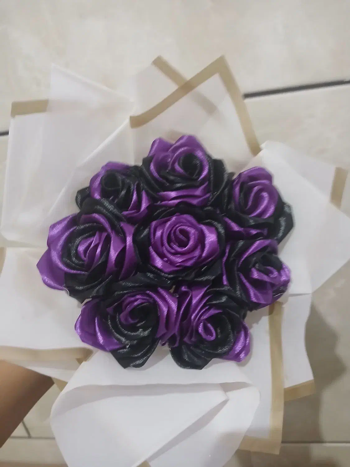 دست گل با ربان|گل مصنوعی|ایذه, |دیوار