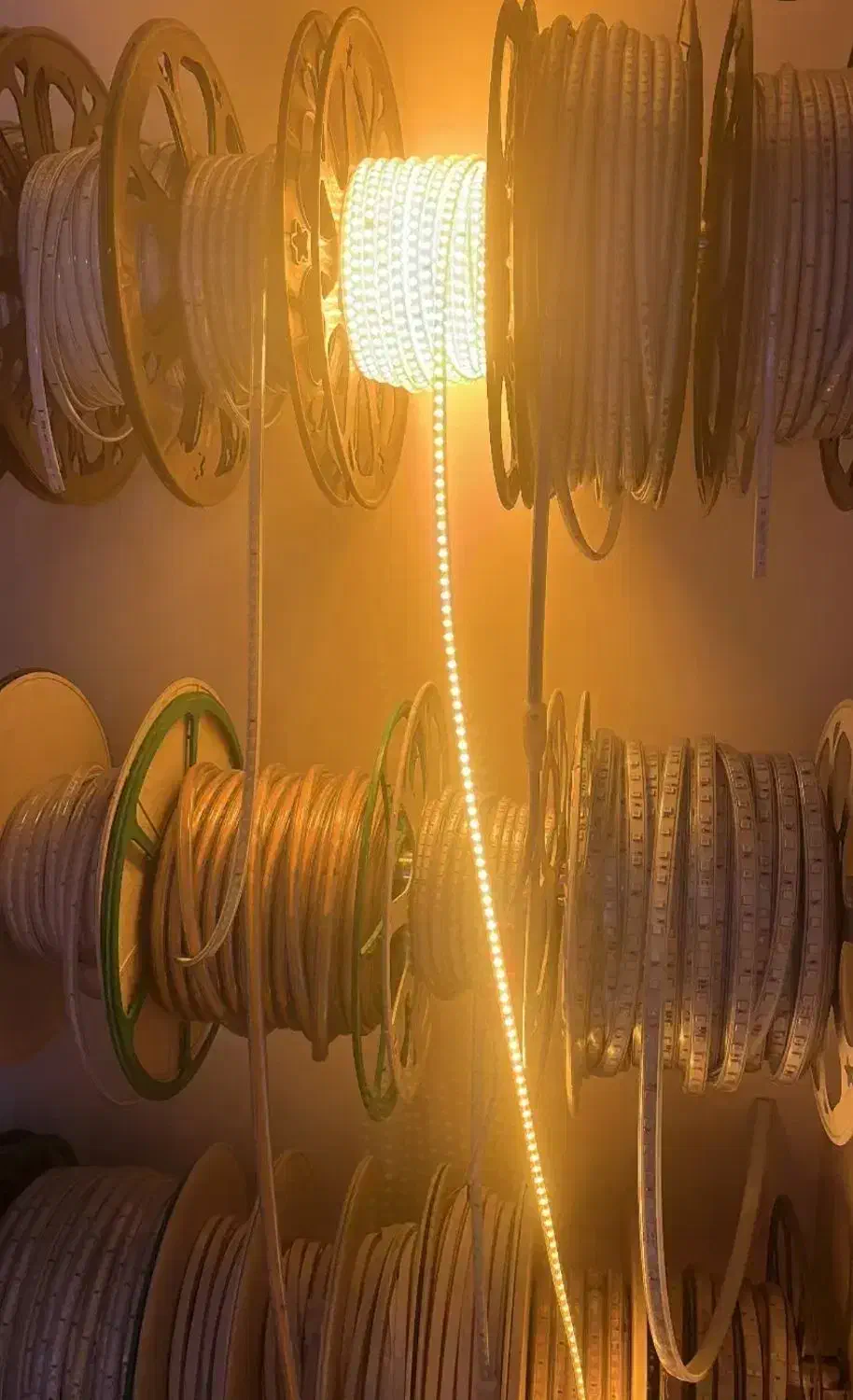 فروش کلیه لوازم الکتریکی|لامپ و چراغ|تهران, لاله زار|دیوار