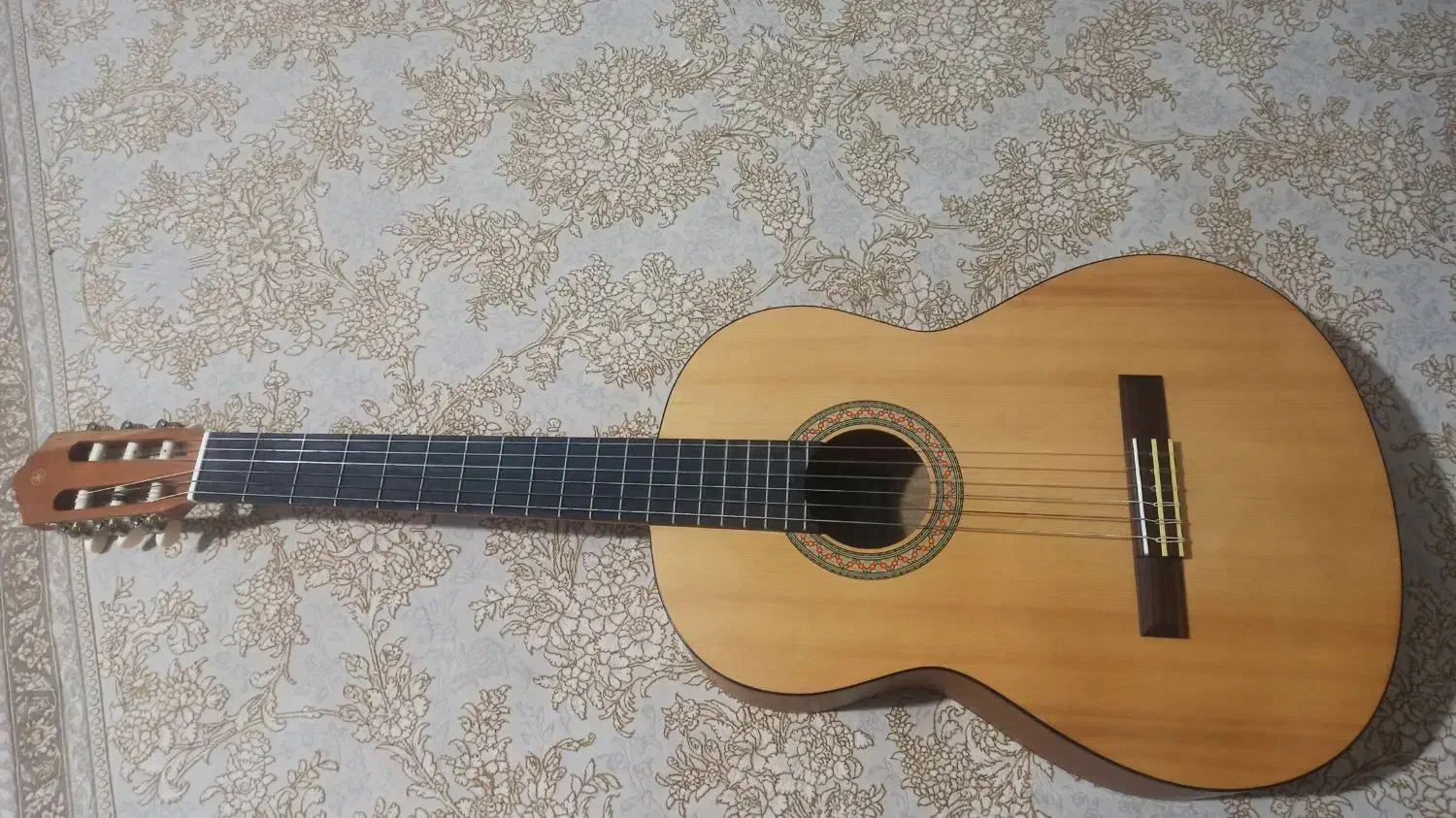 گیتار یاماهاc40m|گیتار، بیس، امپلیفایر|بجنورد, |دیوار