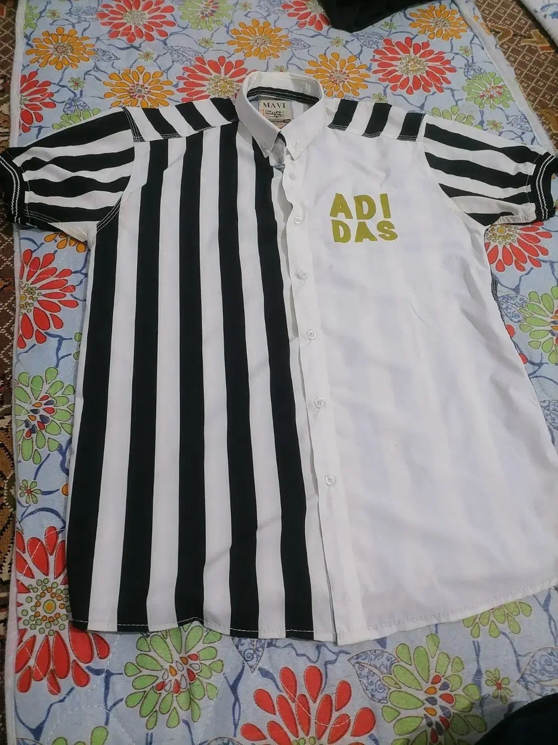 لباس|لباس|دوگنبدان, |دیوار