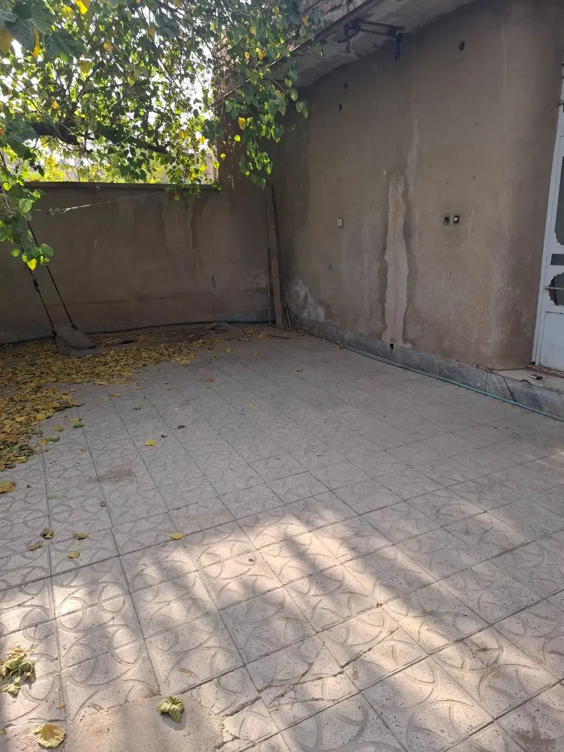 منزل مسکونی درب حیاط رهن|اجارهٔ خانه و ویلا|شیراز, کوشک میدان|دیوار