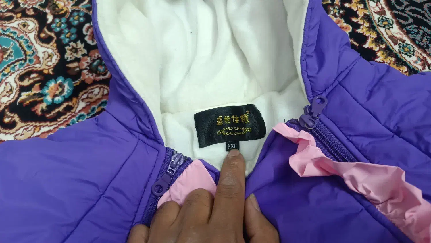 سرهمی دخترانه|کفش و لباس بچه|طاغنکوه, |دیوار