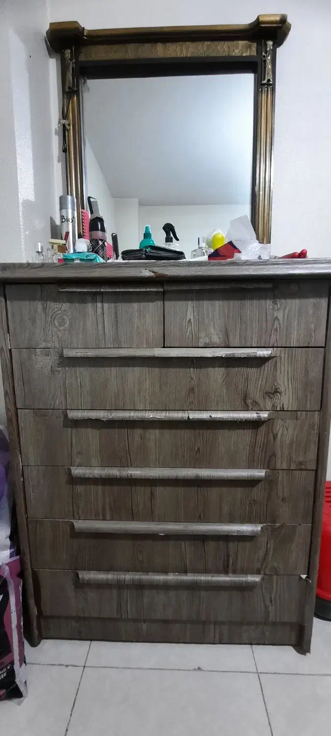 درآور و آینه|جاکفشی، کمد، دراور|شاهین‌شهر, خانه کارگر|دیوار