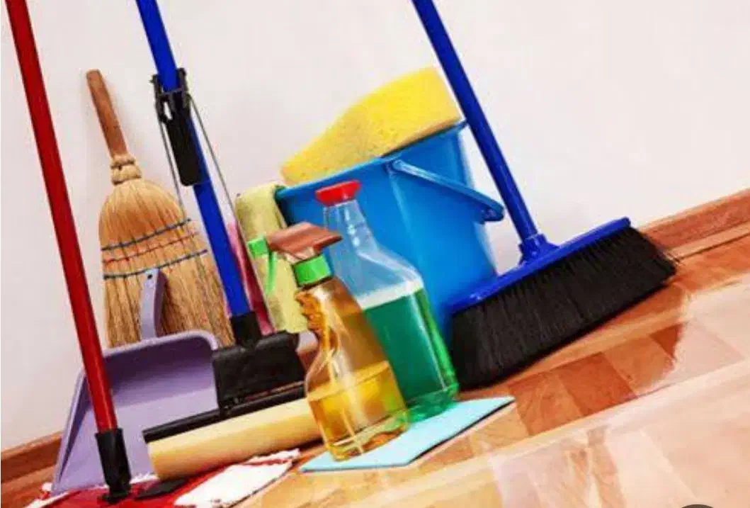 به یک نفرخانم جهت تمیزکاری ونظافت منزل نیازمندیم|خدمات نظافت|اهر, |دیوار