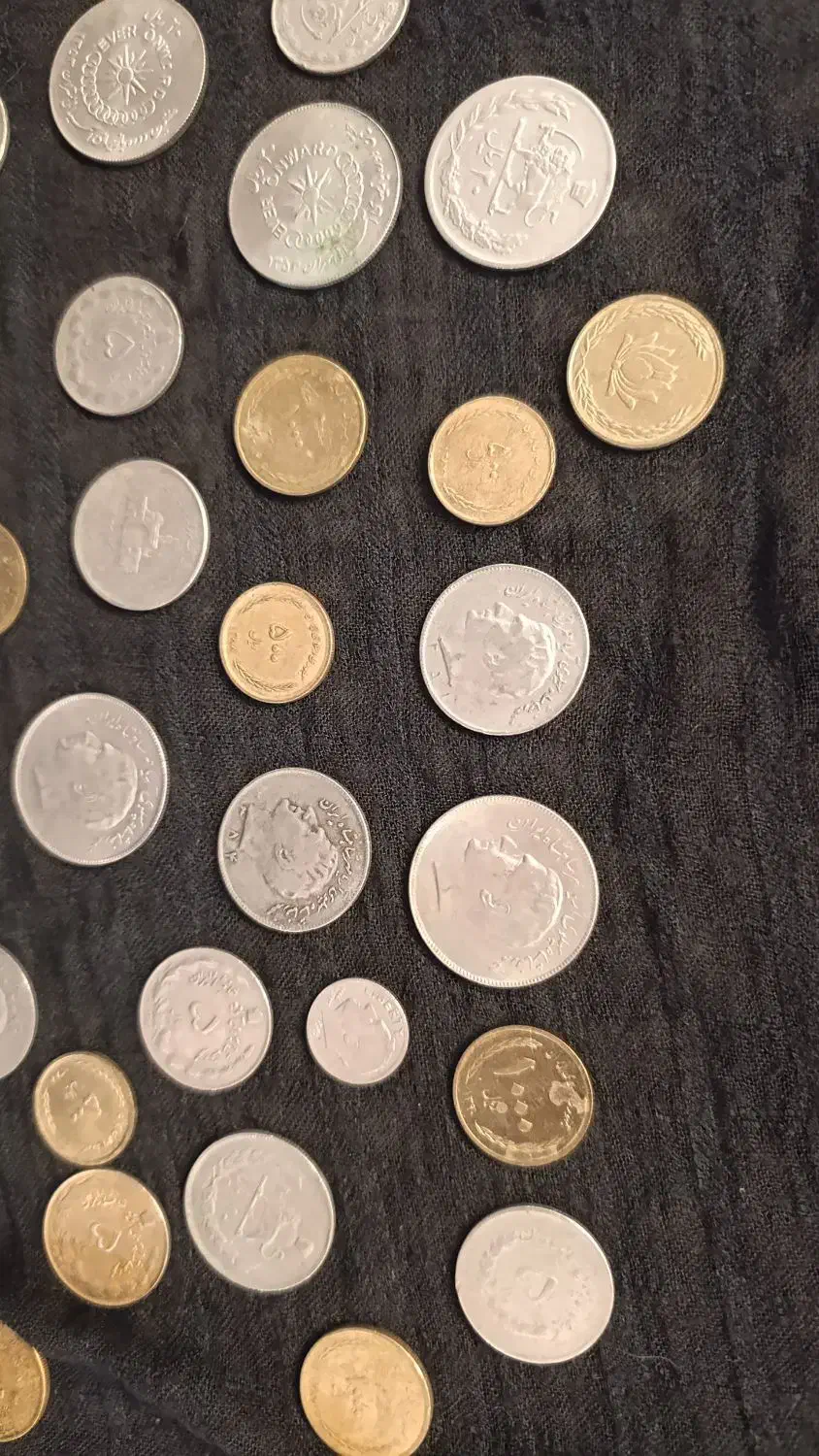 سکه و پول بسیار با ارزش|کلکسیون سکه، تمبر، اسکناس|رشت, چمارسرا|دیوار