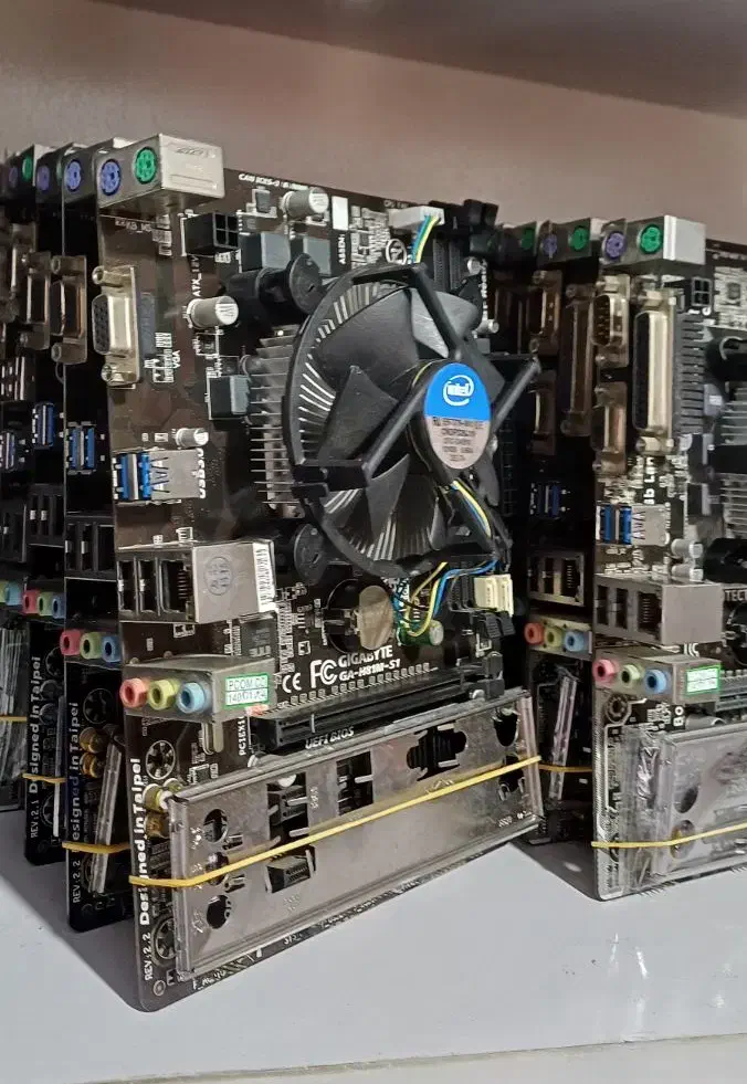 مادربرد cpu i5 4590|قطعات و لوازم جانبی رایانه|شیراز, شهرک پرواز|دیوار