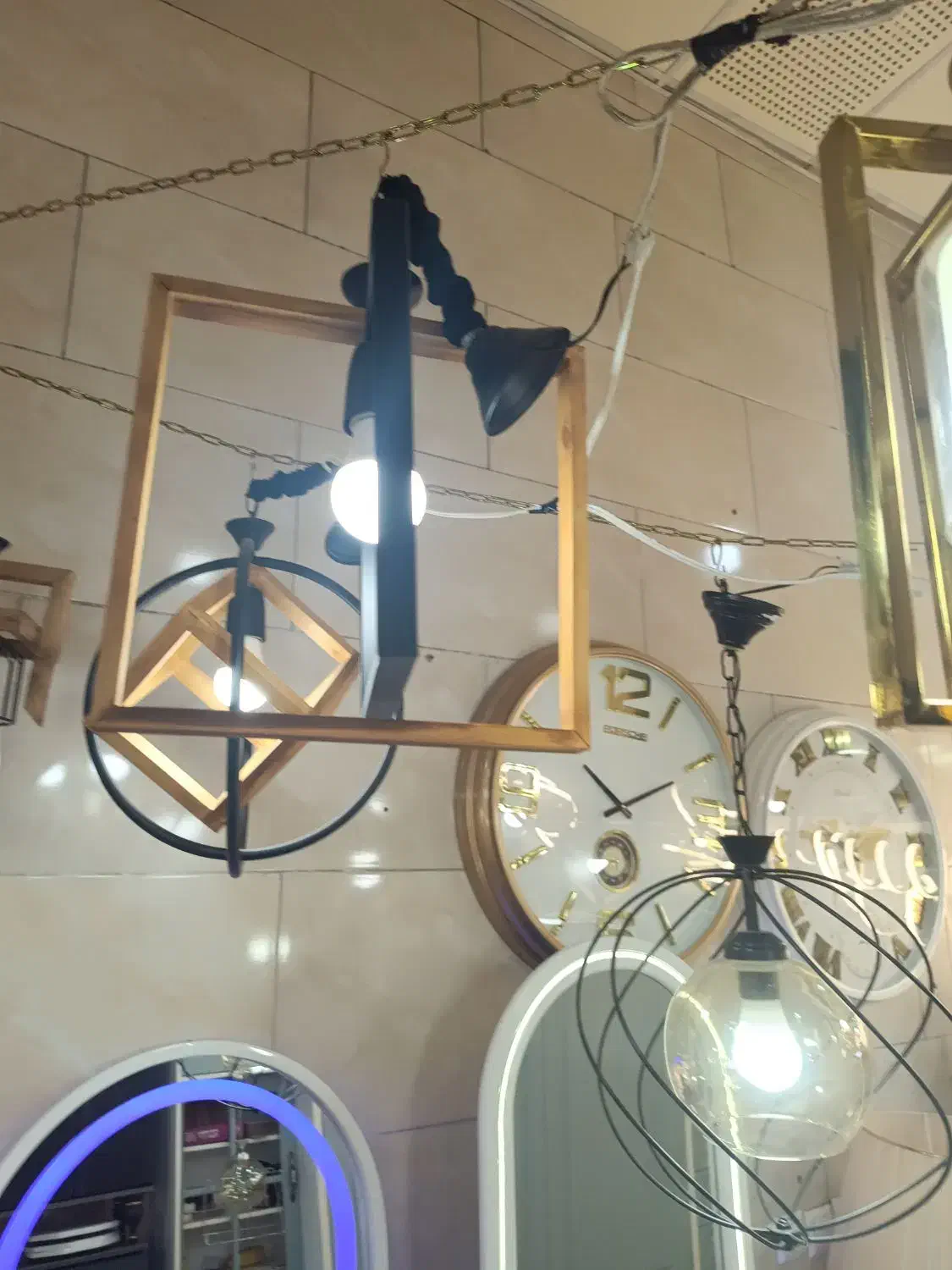 لوسترچوبی|لوستر و چراغ آویز|ساوه, |دیوار