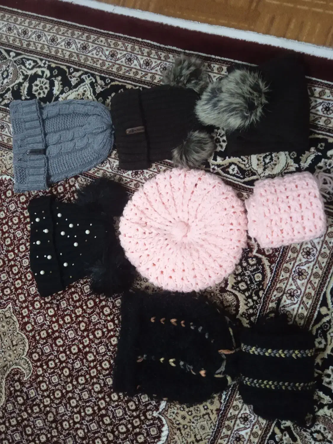 کلاه شال|لباس|کرمانشاه, |دیوار