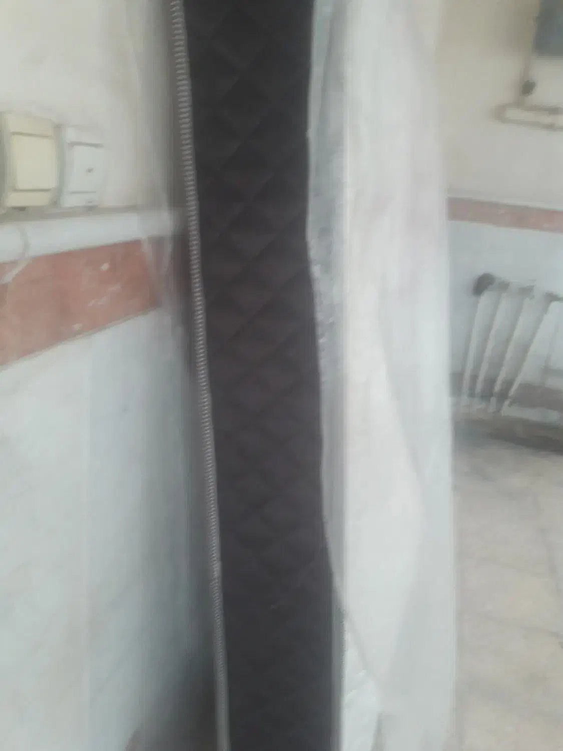 فرش ماشینی|فرش|مشهد, هفت تیر (حافظ)|دیوار