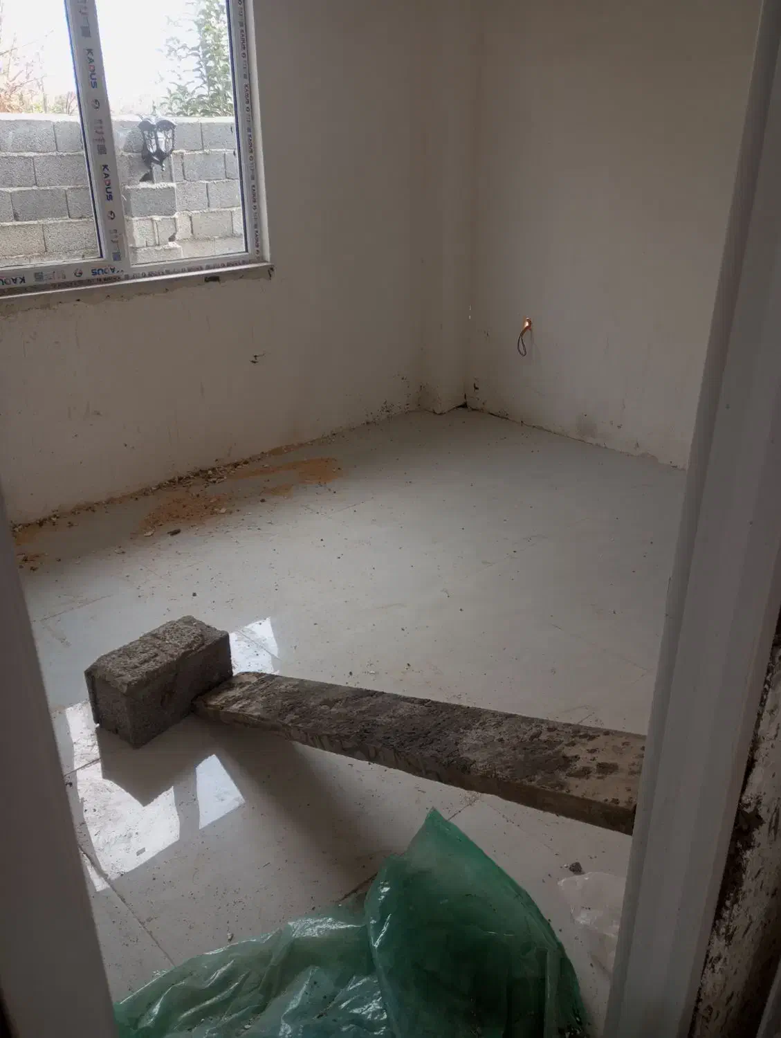 اجرای کاشی وسرامیک‌.دیوارچینی وسنگکاری|خدمات پیشه و مهارت|رودسر, |دیوار