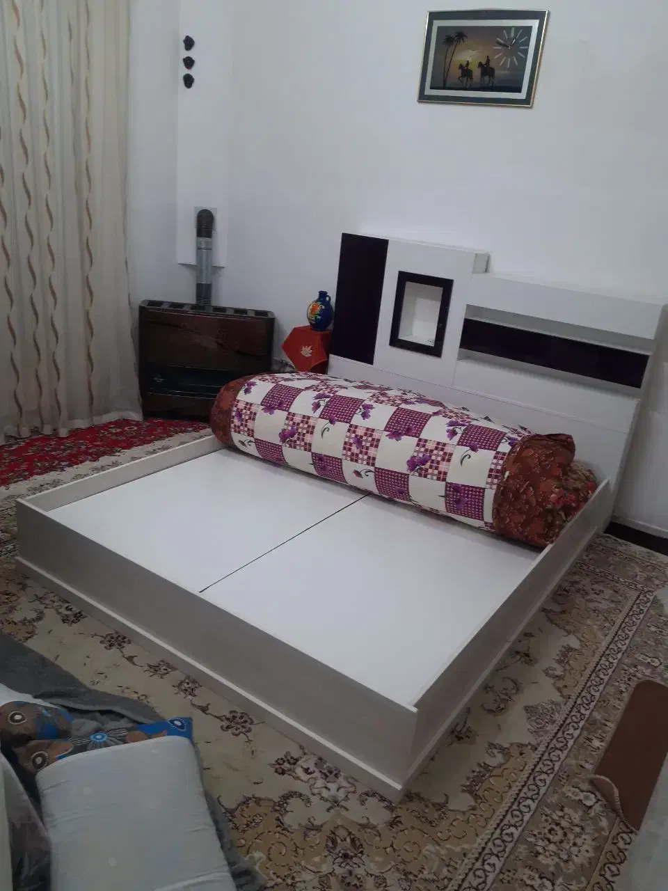 تختخواب دونفره کاشمر|تخت و سرویس خواب|کاشمر, |دیوار