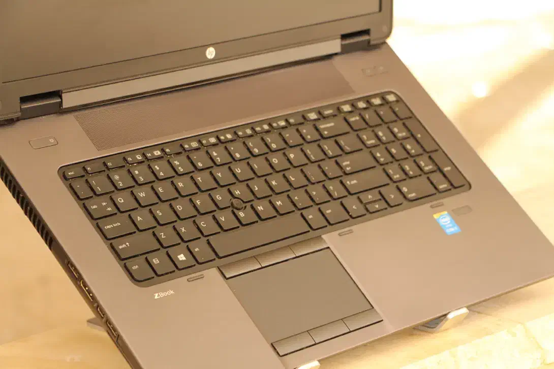 لپ تاپ گیمینگHP Zbook/رم۱۶/Core i7/هاردSSD/گرافیک۴|رایانه همراه|شیراز, شهرک گلستان|دیوار