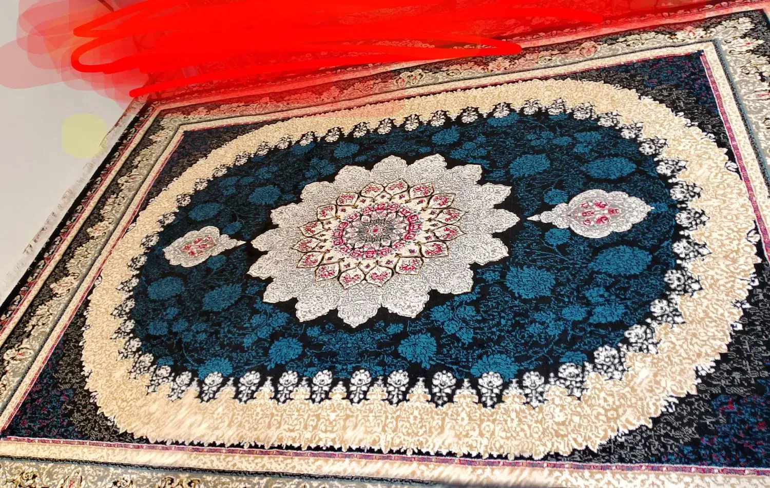 دو عدد فرش نو|فرش|چهاربرج, |دیوار