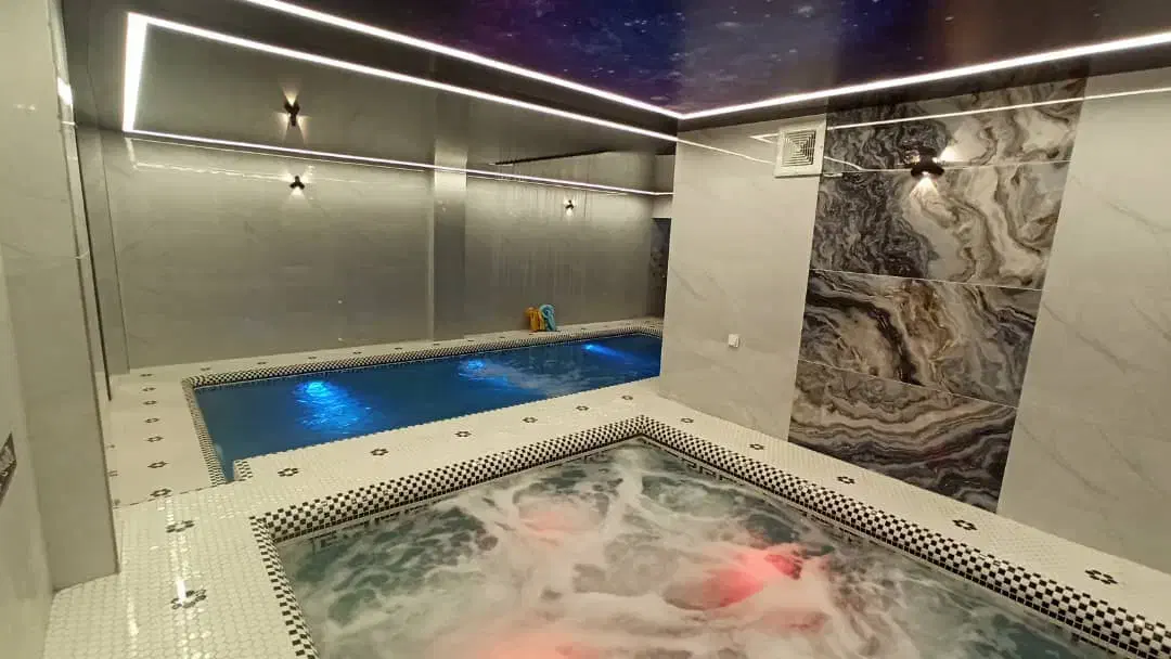 اجاره ویلا استخردار با جکوزی فول امکانات|اجارهٔ کوتاه‌مدت ویلا و باغ|بندر انزلی, انقلاب|دیوار