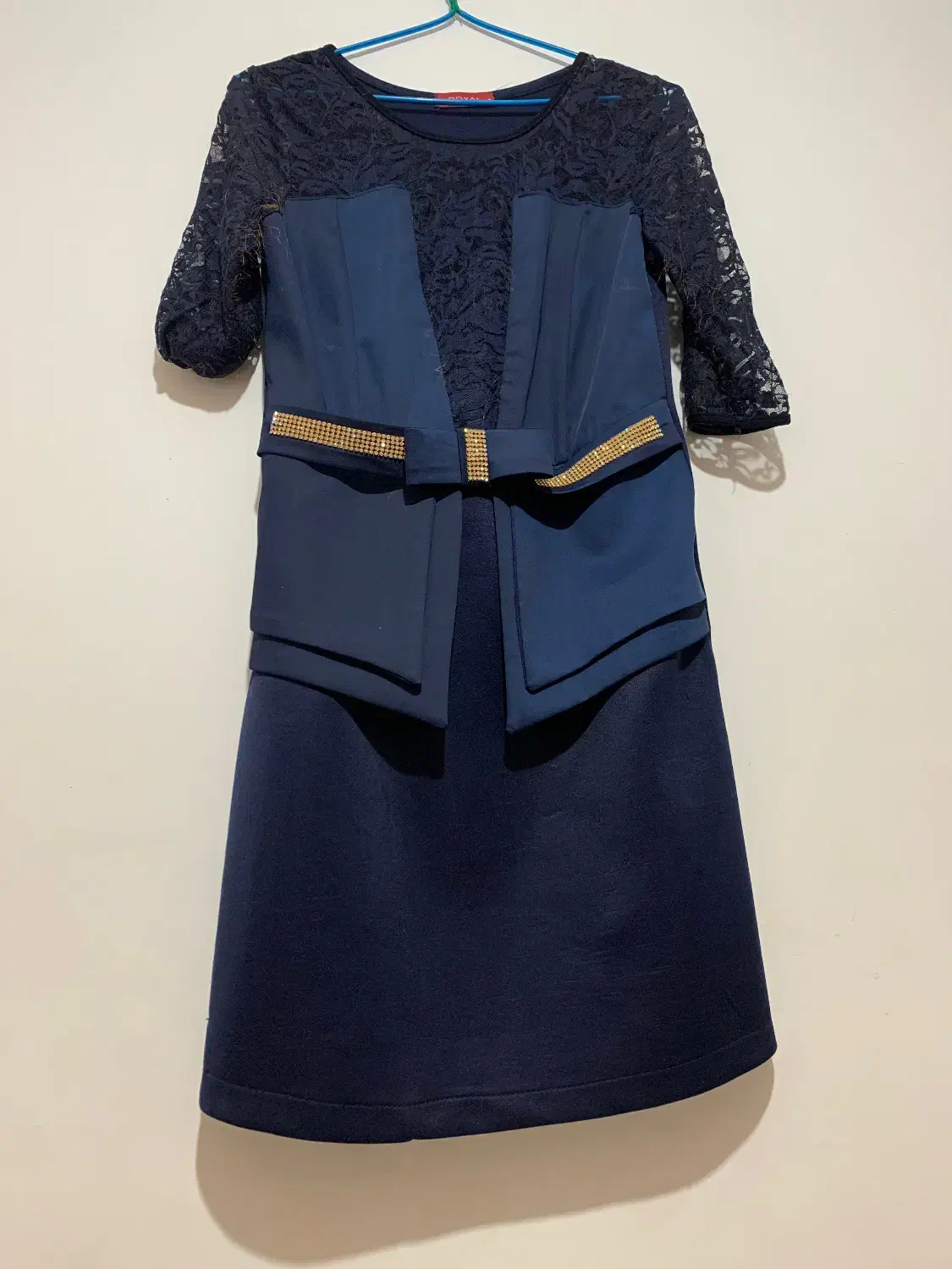 پیراهن|لباس|ساری, |دیوار