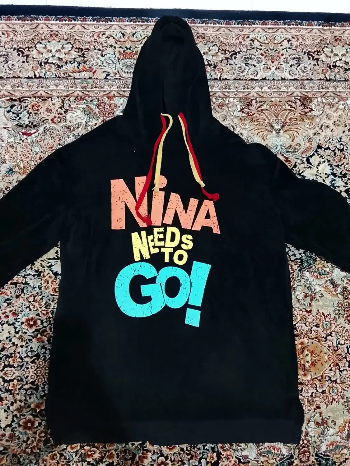 هودی|لباس|بهارستان, |دیوار