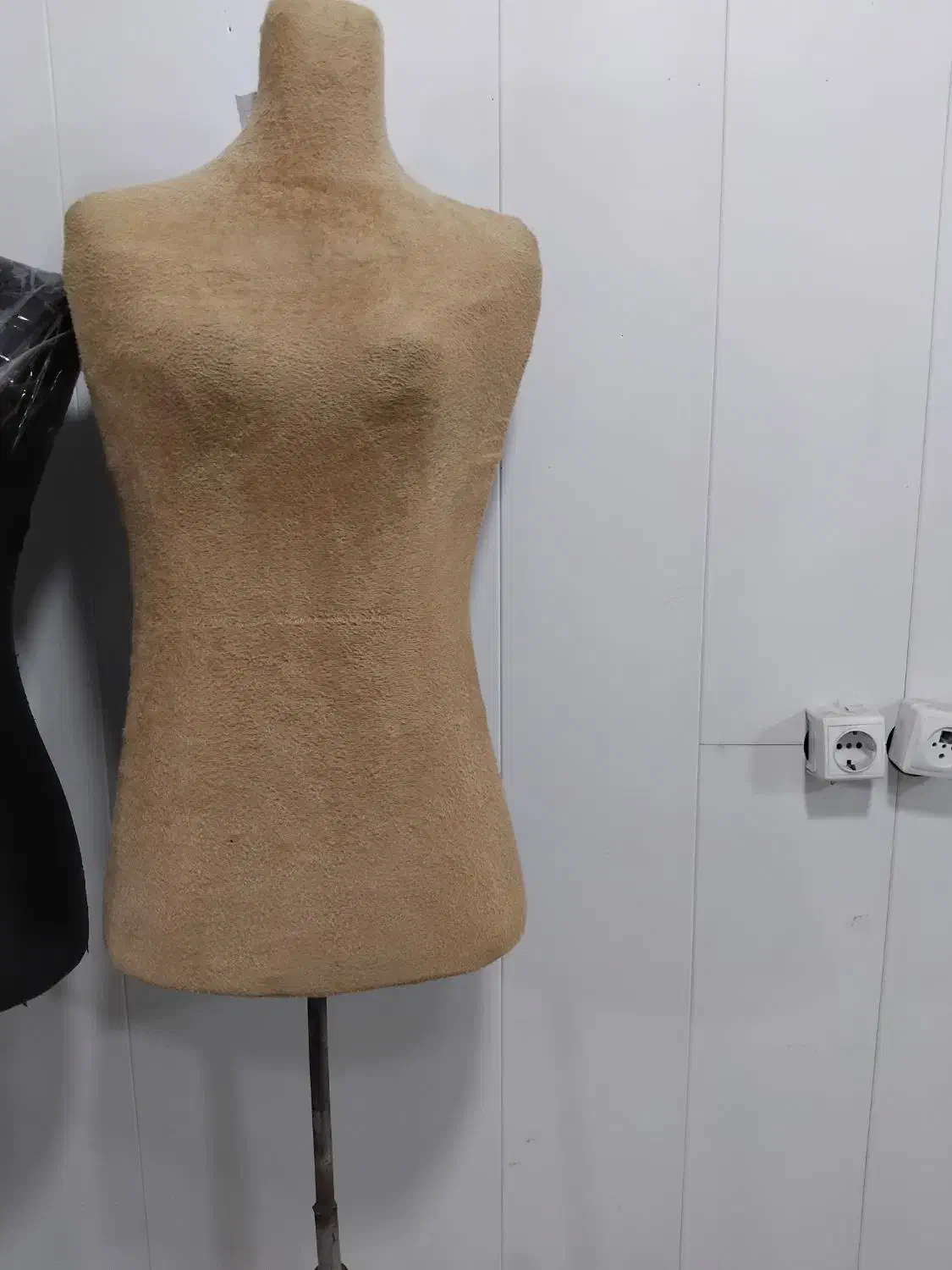 فروشی تعداد۲۰عددمانکن|فروشگاه و مغازه|بجنورد, |دیوار