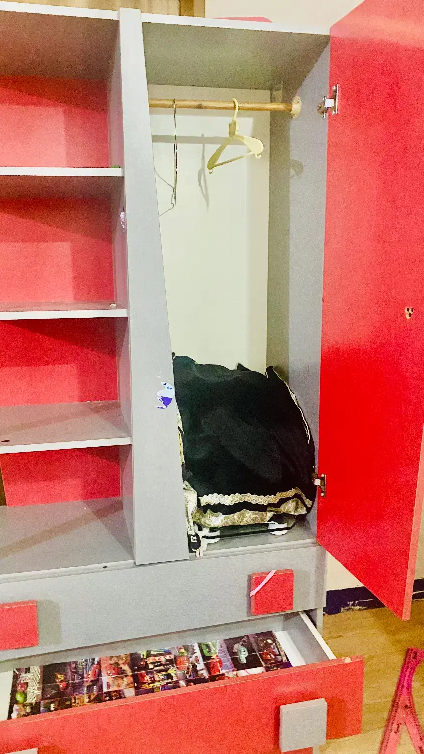 کمد نوجوان|میز و صندلی غذاخوری|ساری, |دیوار