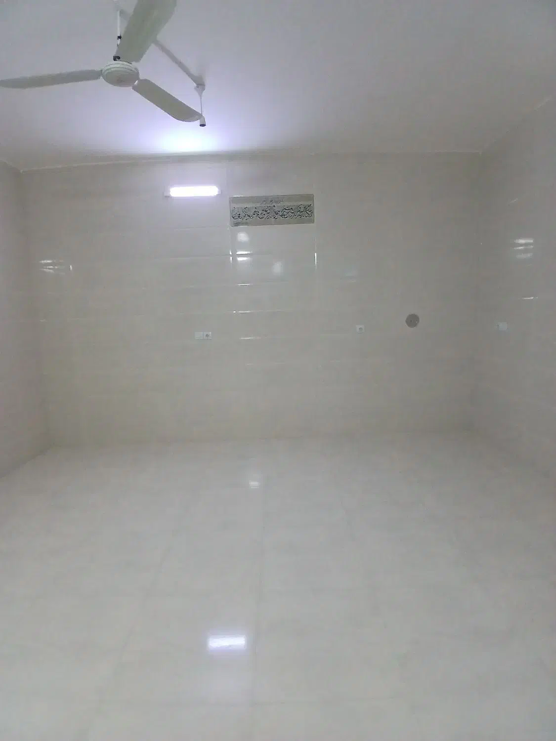 اجاره|اجارهٔ مغازه و غرفه|آباده, |دیوار