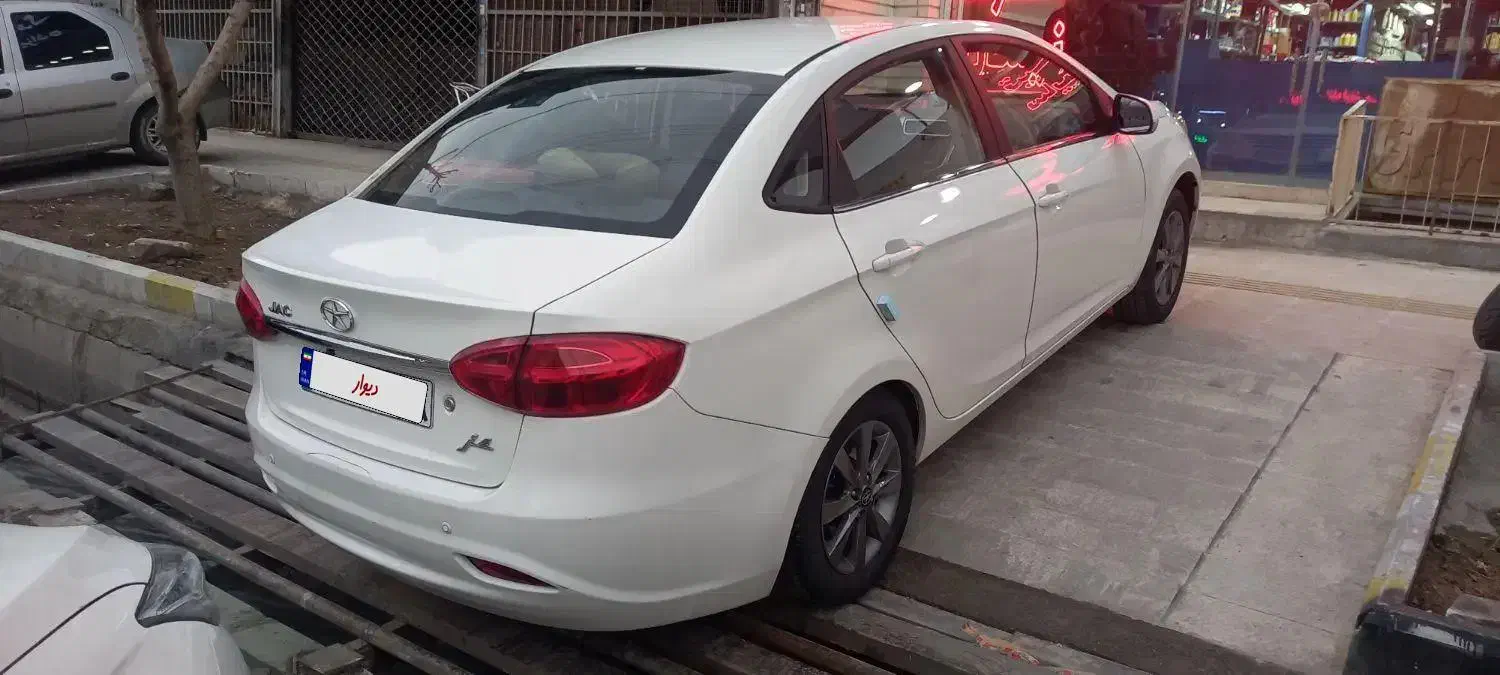 جک j4 مدل ۱۴۰۲|خودرو سواری و وانت|بومهن, |دیوار