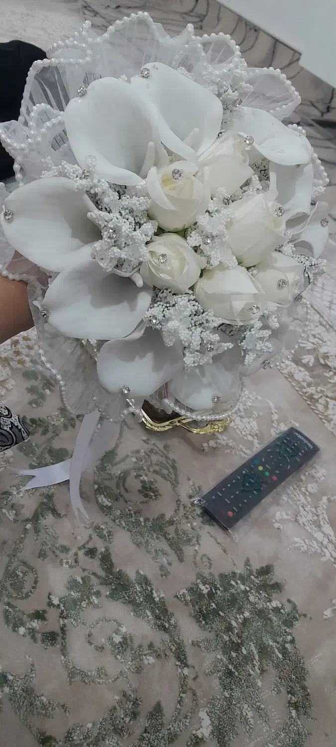 دسته گل عروس|گل مصنوعی|هشتگرد, مدرس|دیوار