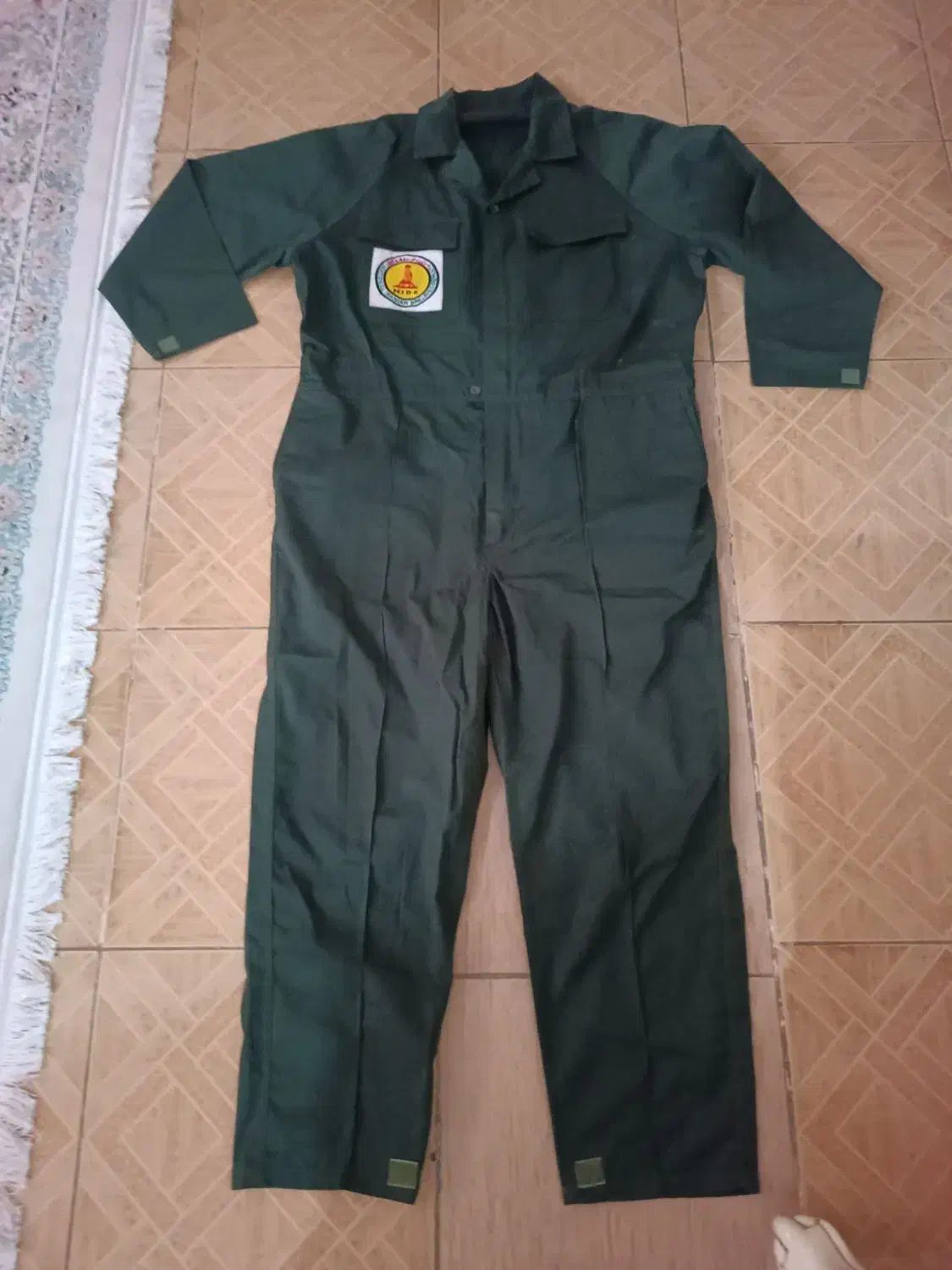 لباس کار|لباس|قم, علی آباد سعدگان|دیوار